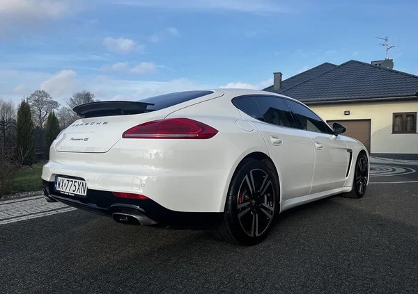 Porsche Panamera cena 179700 przebieg: 168782, rok produkcji 2016 z Warszawa małe 781